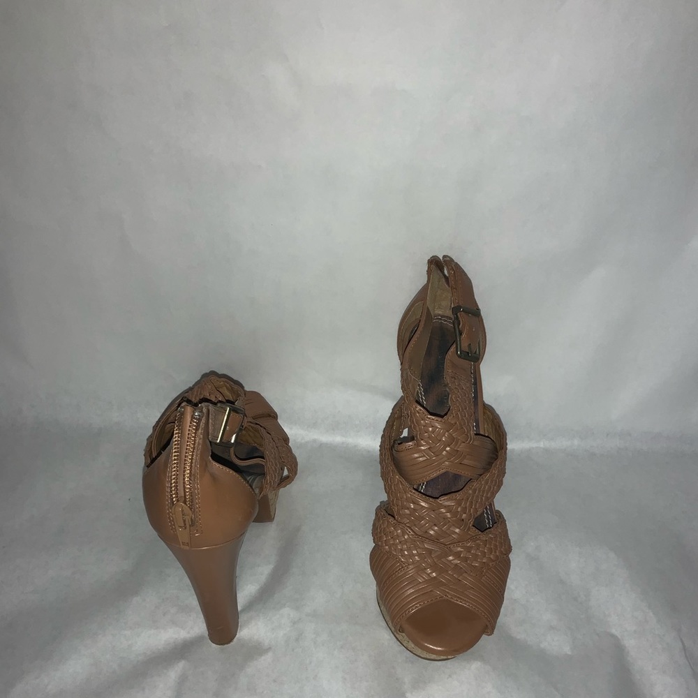 Gianni bini platform sandals